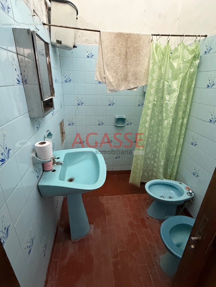 Calle Los Charruas. 2 Casas en venta