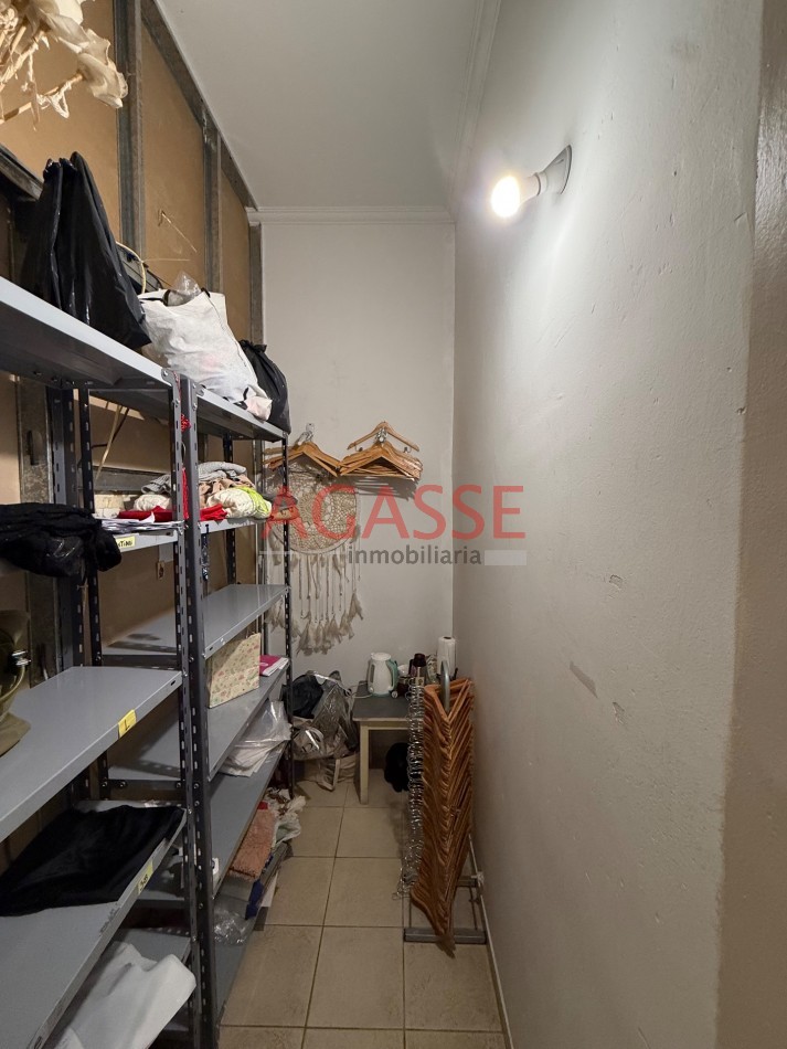 Yrigoyen 85 Alquilo Local comercial