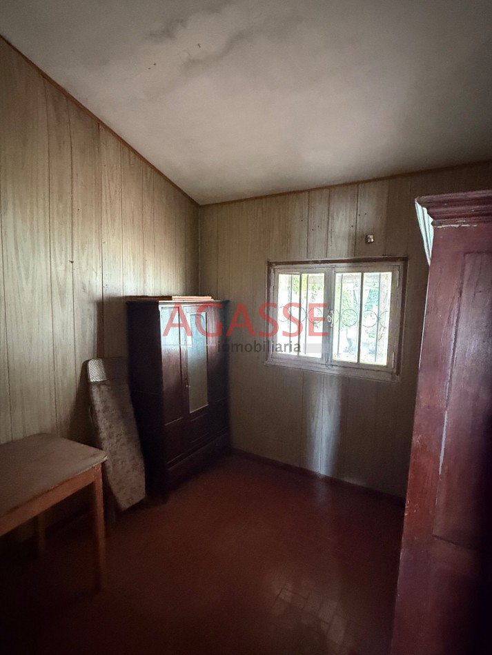 Calle Los Charruas. 2 Casas en venta