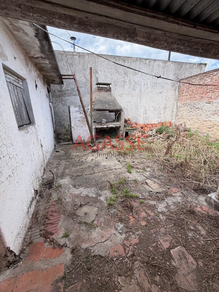 Calle Los Charruas. 2 Casas en venta