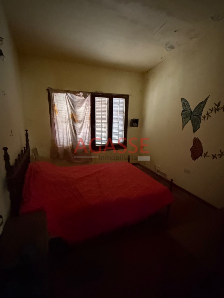 Calle Los Charruas. 2 Casas en venta