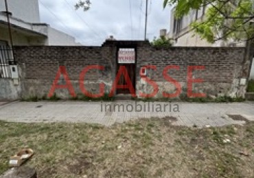 CALLE MAIPU. VENDO AMPLIO TERRENO APTO DIVERSOS DESARROLLOS